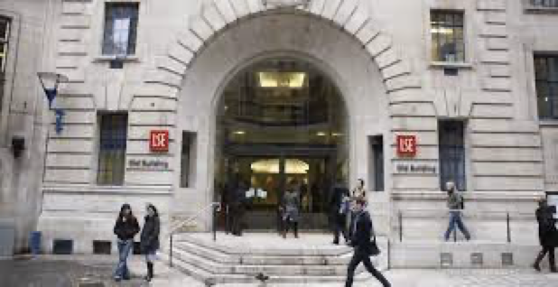 GordonCE's tweet photo. Good morning! Looking forward to welcoming new members of academic staff @LSEnews to our New Academic Induction Programme today. Welcome to our scholarly community of staff and students. Looking forward to getting to know you. @EdenLSE @DevonDilly @smmour https://t.co/qunKXN1uAo