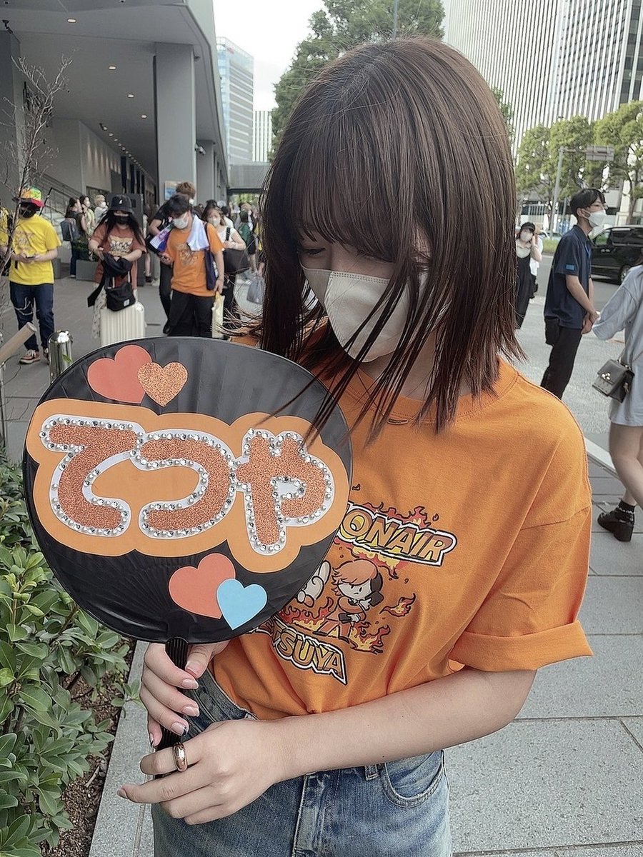 TO__CHIHIRO's tweet photo. @TO_TETSUYA 
てつやってわかった瞬間無意識に足が動いて声掛けてたけど心の準備できてなくてほんとにパニックで何も言えんかったけどほんとに世界一大好きです😭😭
スプラ中にごめんなさい優しくてかっこよかったほんとに大好き手の震えとまらん今日死んでもいい😭😭
2枚目昨日の私ですほんと夢みたい https://t.co/P2YjRyG4Vr