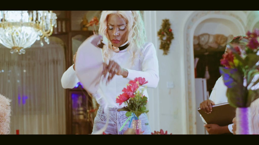 kapacat_'s tweet photo. SOME OF YOU WILL STILL SHOW FITINA TO THIS NEW VIDEO 🤣🔥

Click 👉 https://t.co/zeGKlXleGQ to Watch #Woi 
Produced by @Artin_pro
Directed &amp; Shot by #digicmedia256 
https://t.co/zeGKlXleGQ https://t.co/SNAbjDnHL0