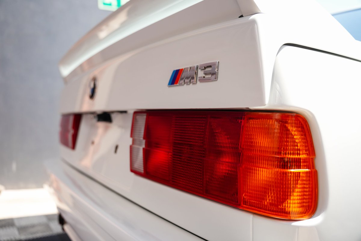 StrictlybmP's tweet photo. Good ///Morning 🌍
1989 - 1990 BMW E30 M3 Johnny Cecotto Edition 
Check out more information in the links provided below 

https://t.co/QHJ1pREvlC

https://t.co/HkbnmAiAuW

#bmw #e30 #m3 #e30m3 #s14 #bmwm #homologation #johnnycecotto #bmwm3 #southafrica #strictlybm_pasopaguluva https://t.co/AoQCFgsPn7