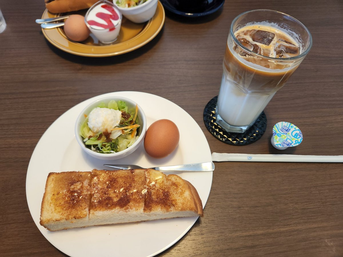 お初、喫茶トモに行ってきました。
ようやく行けました。モーニング美味しかったです。