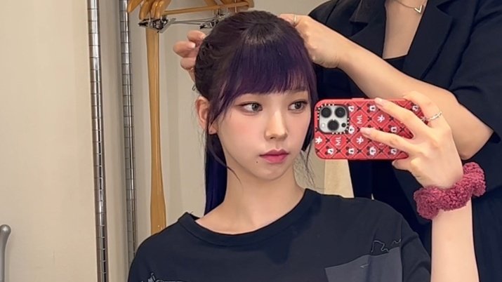 hourlykrn's tweet image. she's so pretty