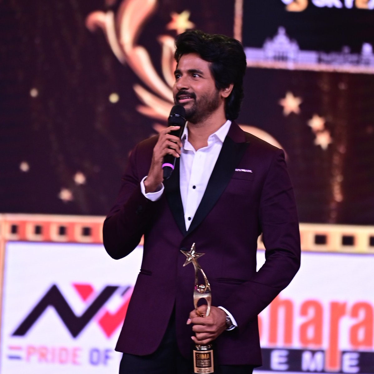 Ani_sk17's tweet photo. Best Actor in a Leading Role
 Tamil - @Siva_Kartikeyan anna's   #Doctr🌟

#PrinceSK #Prince  #Sivakarthikeyan #SIIMA https://t.co/cd5aiTkZOd