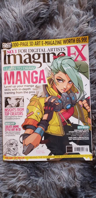 Finally got my copy of @imaginefx that Idol Royale was featured in!! I was shocked that it got such a big feature, and it's even on the front cover?! Was not expecting that at all 😳

Thank you so much for featuring my manga, I'm so honored!! 😭💖 