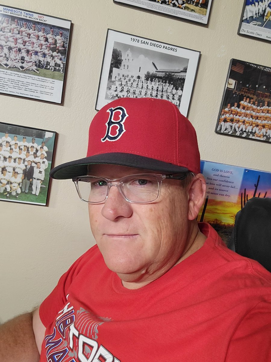 CABlock4256's tweet photo. Good weekend for the @RedSox and Day 156 of @MLB '22 is a great time to pull out this late 70s throwback! https://t.co/aUNZ1FPHC4