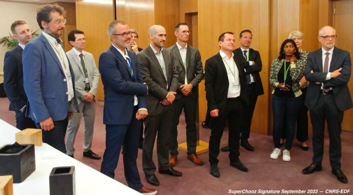 SuperChooz tweet media