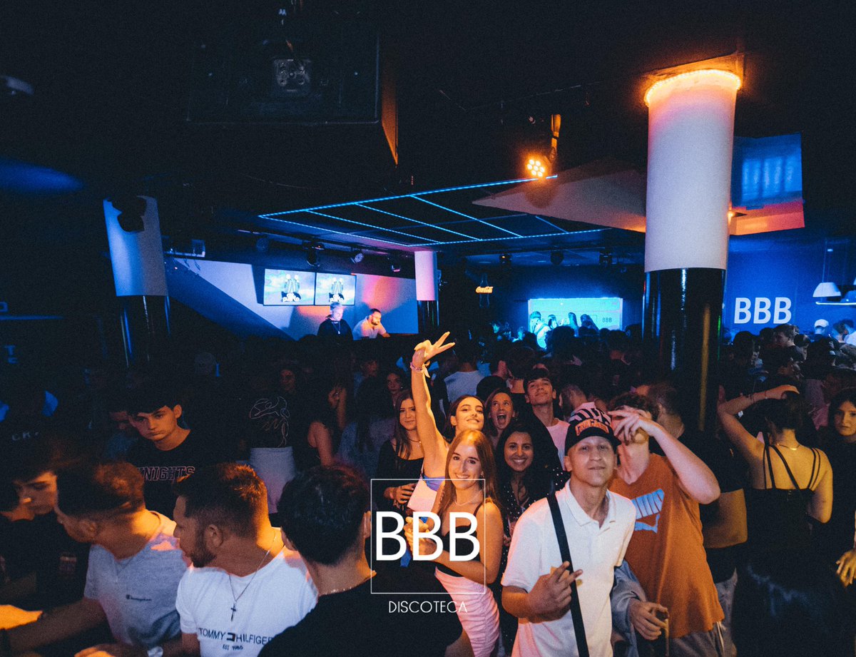 BIENVENIDOS A CASA, BIENVENIDOS AL NUEVO BLA

GRACIAS DE 🧡 A TODA LA PEÑA QUE SE PASÓ EL SÁBADO A BAILAR

🚀 ESTO NO HA HECHO MÁS QUE EMPEZAR, SEGUIMOS