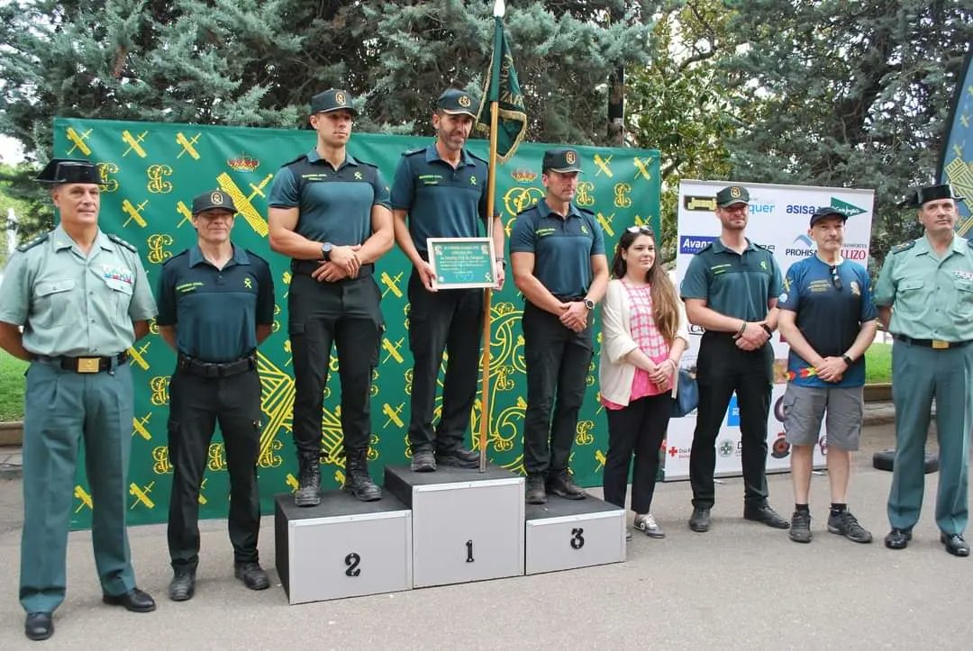 MqGuardiaCivil's tweet photo. III Correría Popular de la #GuardiaCivil en #Zaragoza Llegada de los #10k y #AndadaPopular

#crossfit #crossfitter #crossfitespaña #crossfitaddict #running #runner #crossfitfamily #training #guardiacivil
#guardiasciviles #zaragozamola #zaragozando #zaragozeando #zaragozapaseando https://t.co/fbd8sJPZuN