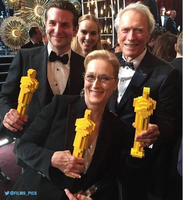 Film_Pics's tweet image. Les perdants des #Oscars2015 ne repartent pas les mains vides !
