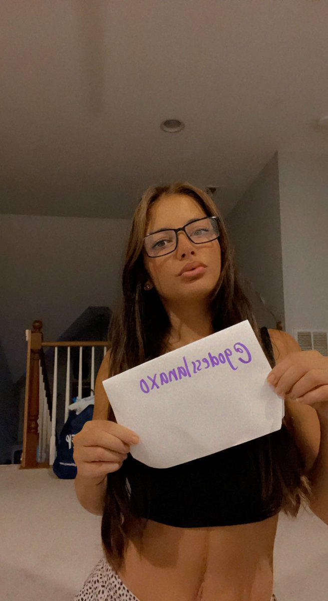 godesslanaxo's tweet photo. Verification for you fuxking idiots. 

Now you have no excuse but to worship &amp; send 💋

Kik lolabunnyxo

$jrbunnyxo

Findom femdom busty brat relapse sph joi cbt cfnm humiliation paypig cashcow humanATM cuck https://t.co/qhDhUGwCkJ