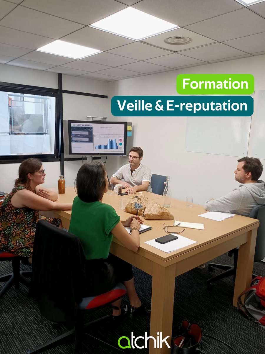 ✍️ Session formation chez Atchik pour Stéphanie et Simon, nos deux chargés de #veille qui ont été formés au #sociallistening. Ils sont prêts à veiller à l’image de marque de nos clients et à anticiper les futures tendances. 🔥