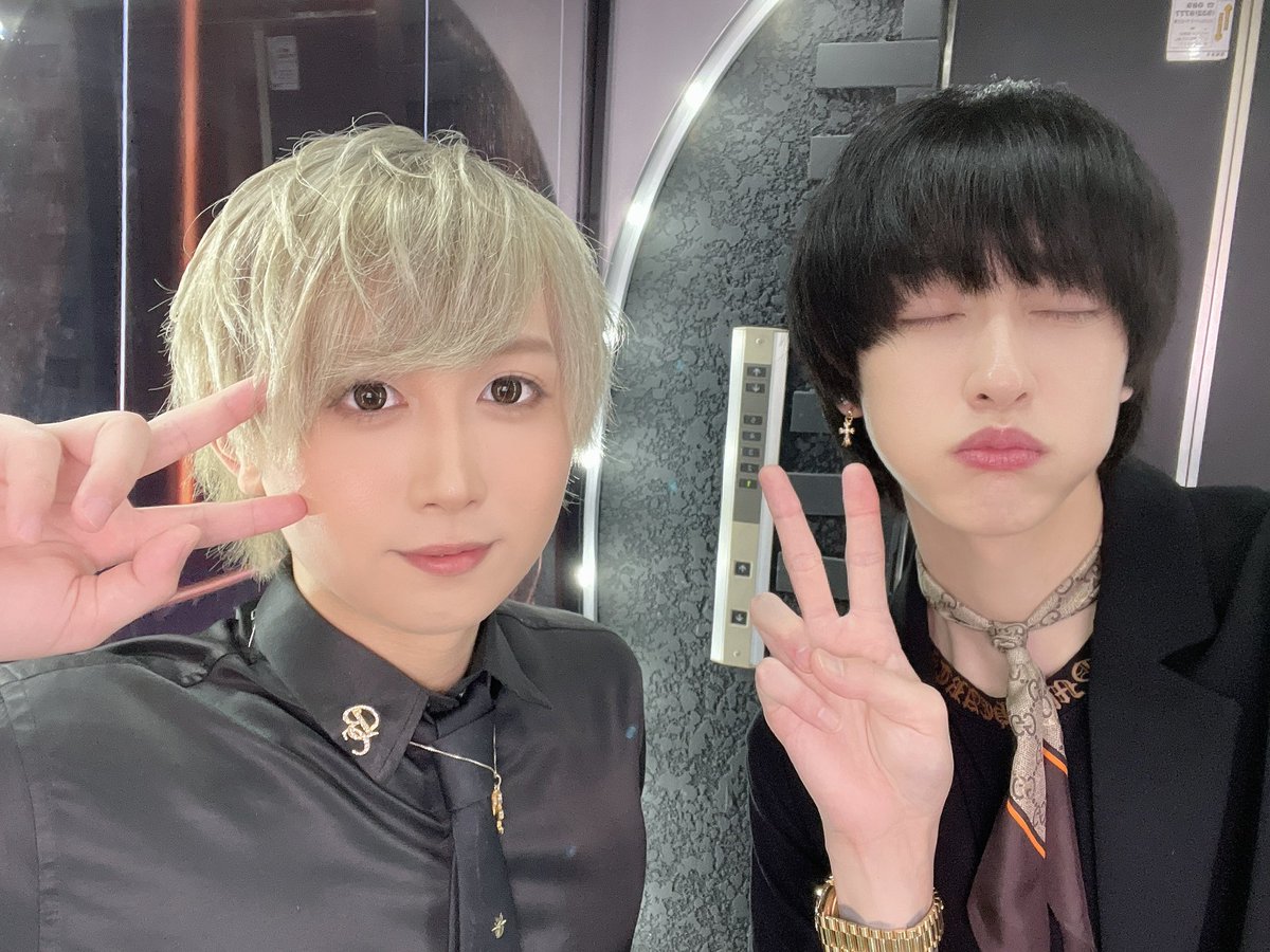 KOMENKOTV's tweet photo. ちょりぞう社長
1週間お疲れ様でした‼️

色々方に支えられて勉強になりました
愛媛EVERYこっから革命起こしていきます‼️

店舗一位目指すぞい‼️ https://t.co/Yp7139PbDR