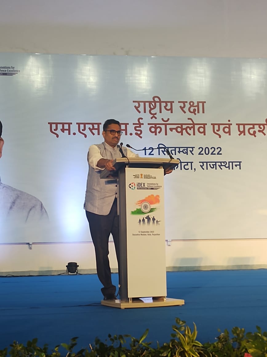 India_iDEX's tweet photo. "Its a challenge to all of us that we need to deliver world class platforms (products/services) at competitive prices which can expand the capabilities of our armed forces" - @sjaju1, CEO #iDEX at the #NationalDefenceConclave happening now at Kota, Rajasthan!
@DefProdnIndia https://t.co/xnhT6wRp1w