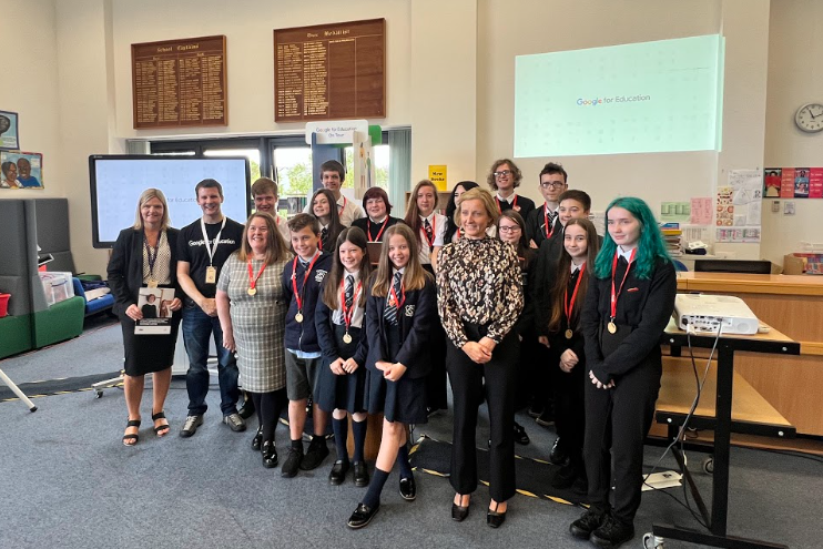 EducationSLC's tweet photo. Fabulous presentations from Digital Leaders from Calderwood Primary and Duncanrig Secondary as part of the SLC Google for Education On Tour event this morning
#itsSLC #GoogleonTour @DuncanrigScndry @CalderwoodSLC https://t.co/EQdnWoCwsm