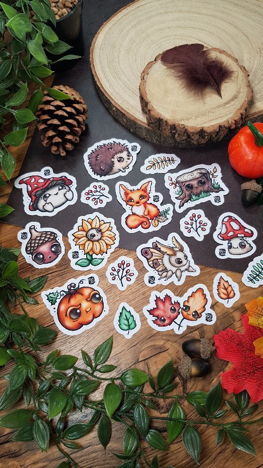 SwirliNyx's tweet photo. Autumn Sticker Packs! Fox, Pumpkin, Hedgehog, Sunflower & More 🍂 Coming at 6pm BST! Follow my Etsy 🦊🧡
https://t.co/RzAqgYcMbv
#shopupdate #autumnstickers #foxsticker #autumnishere #fallstickers #autumnart #pumpkinart #hedgehogart #autumnanimals https://t.co/5DLw9A8pp0 https://t.co/EVYU7v5LWN