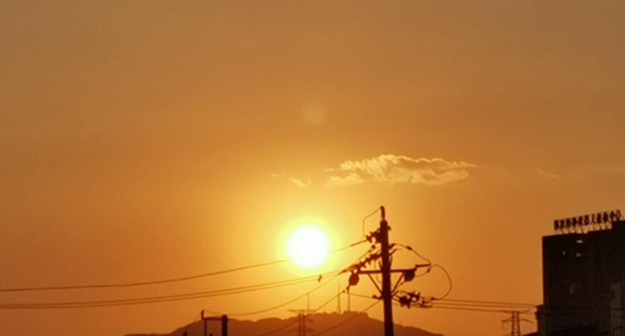 夕陽西下 神奈川県 #三浦市 #三戸浜 #夕陽 #夕日 #sunset #海 #太陽 #風景