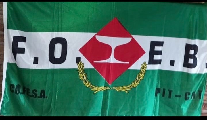 EnLucha_UY's tweet photo. Saludamos en este 12 de setiembre a todos nuestr@s compañer@s en el Día del Trabajador/a de la Bebida. 
#ArribaLosQueLuchan https://t.co/F5VIozvMNR