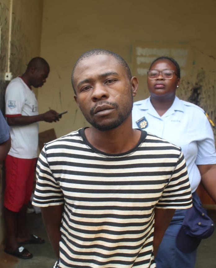 VhembeO's tweet photo. FIFTH SUSPECT IN THE MURDER OF FORMER MAYOR REMANDED IN CUSTODY
MALAMULELE: The fifth suspect linked to the murder of former Collins Chabane Local Municipality Mayor Moses Maluleke made his first appearance before the Malamulele Magistrate’s Court today.
#VhembeObserver https://t.co/m73fNY8esH
