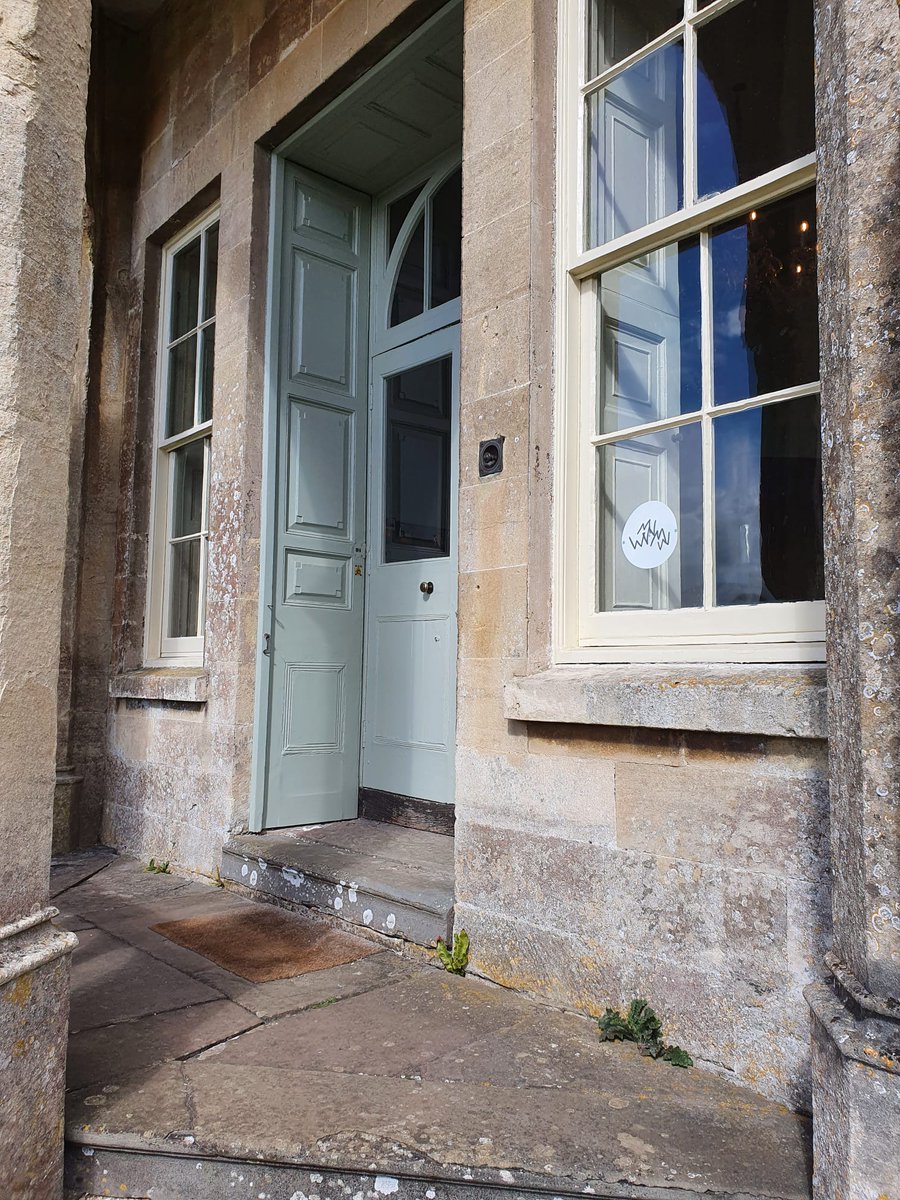 NTNewarkPark's tweet photo. You may have spotted the mysterious witches' marks in these photos. But what are they, and what do they mean? See if you can find them all as part of the Autumn trail. Grab a leaflet from visitor reception and see if you can find them all...

#witchesmarks #autumntrail #familyfun https://t.co/ci9mVQNqN8