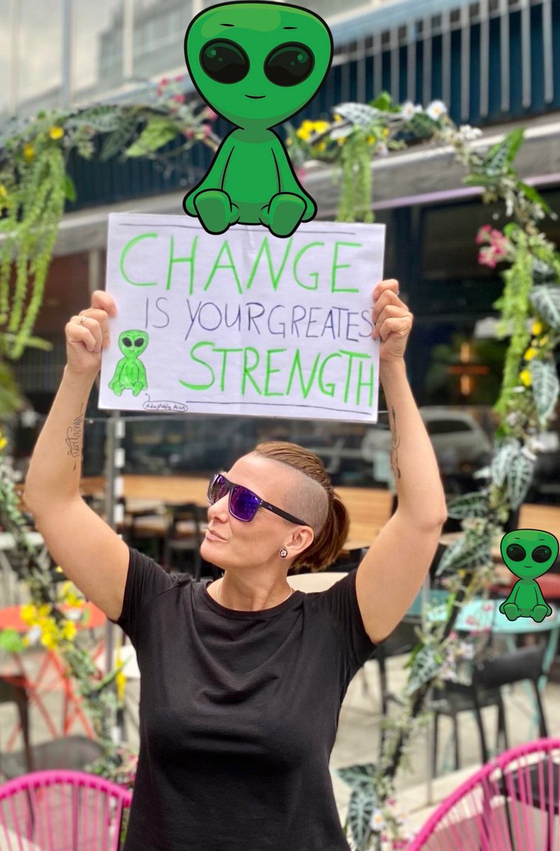 Thanks to the amazing @KOWSKY_eth!!!
He added the Adaptable Alien to my #veeminders pic. 
One of the best movement you can join!
Follow <a href="/veeminders/">VeeMinders</a> for a positive and encouraging community!