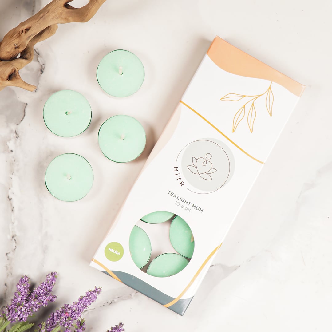 mitrcomtr's tweet image. Mitr Melisa Aromalı Tealight Mum

~Sıkıntıların yaratıcı fikirlerle kolayca çözülmesini sağlar.
~Öfke ve stres nedeniyle kontrolü kaybetmeye engel olur.
~Dinlendirici etkisi sayesinde ruhu dinginleştirir.

Ürün için: bit.ly/3QzMMaE

#melisa #mum #kokulumum