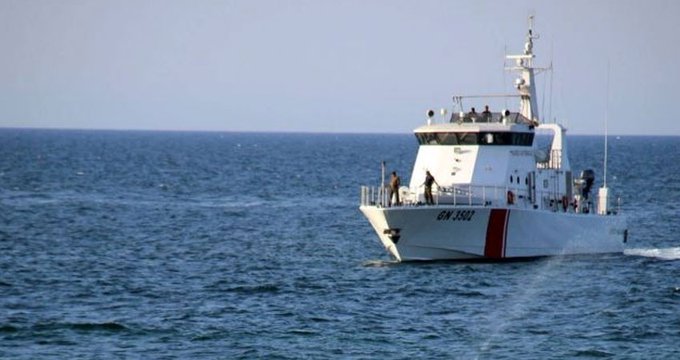 TapNewsAgency's tweet photo. #Tunisia: Coast Guards recovered the bodies of 6 more migrants who went missing after their boast sank 7 miles off #Chebba, #Mahdia on September 6, the National Guard spokesperson said Monday, adding search is on for others missing. #TAP_En https://t.co/jLA1YLQVBA