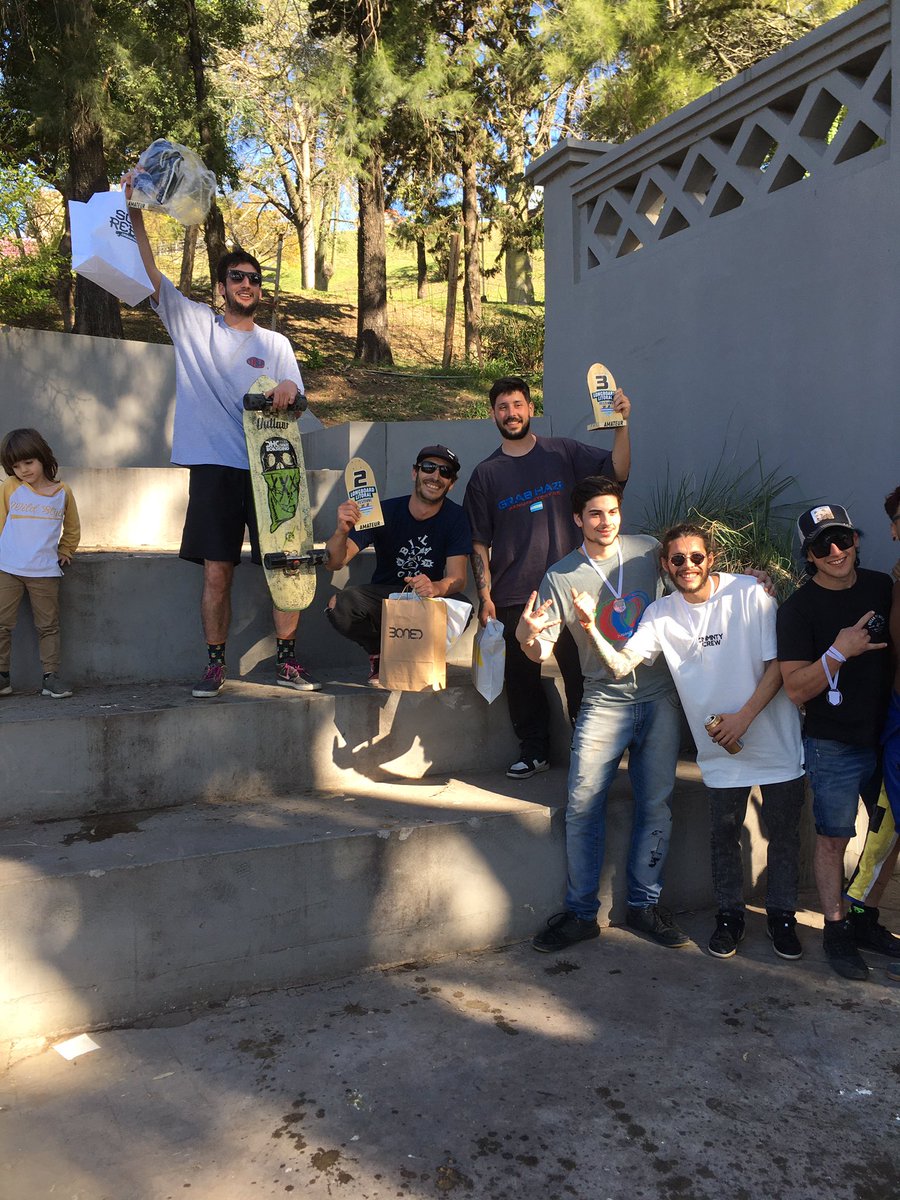 atlpinamar's tweet photo. Pasó la 2da. fecha del campeonato Argentino de downhill Skate 🇦🇷 y con Braulio Sallies, Francisco Bandi y Santi Echeverria estuvimos presentes dejando muy bien representando a Pinamar, y a la crew de la Costa Bonaerense 🛹🛹🛹 (sigue) https://t.co/Lsq8e2TYbt