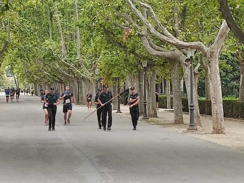 MqGuardiaCivil's tweet photo. III Correría Popular de la #GuardiaCivil en #Zaragoza Llegada de los #10k y #AndadaPopular

#crossfit #crossfitter #crossfitespaña #crossfitaddict #running #runner #crossfitfamily #training #guardiacivil
#guardiasciviles #zaragozamola #zaragozando #zaragozeando #zaragozapaseando https://t.co/XzU7egIMLB