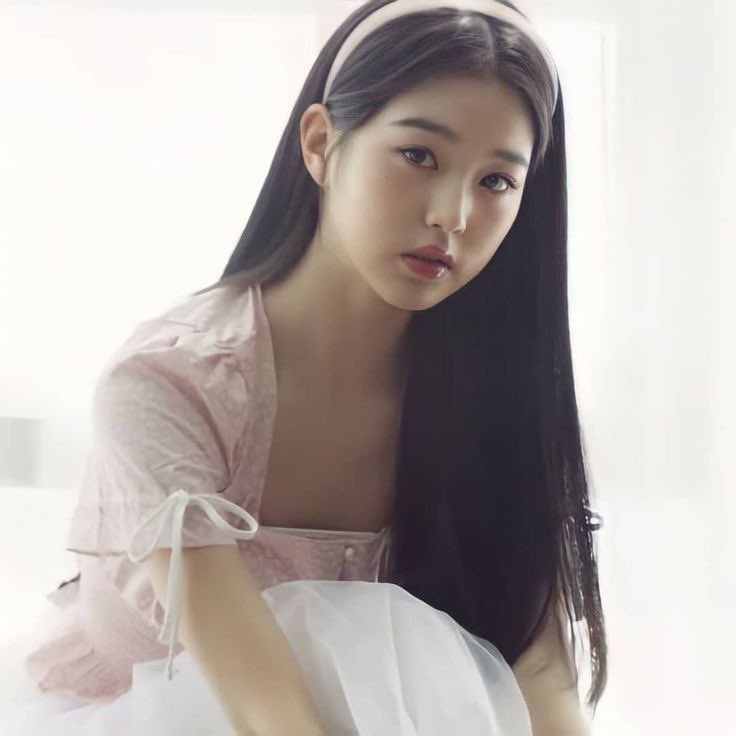 Free wonyoung layouts ♡
—— preview, profile, and background are all under this thread!