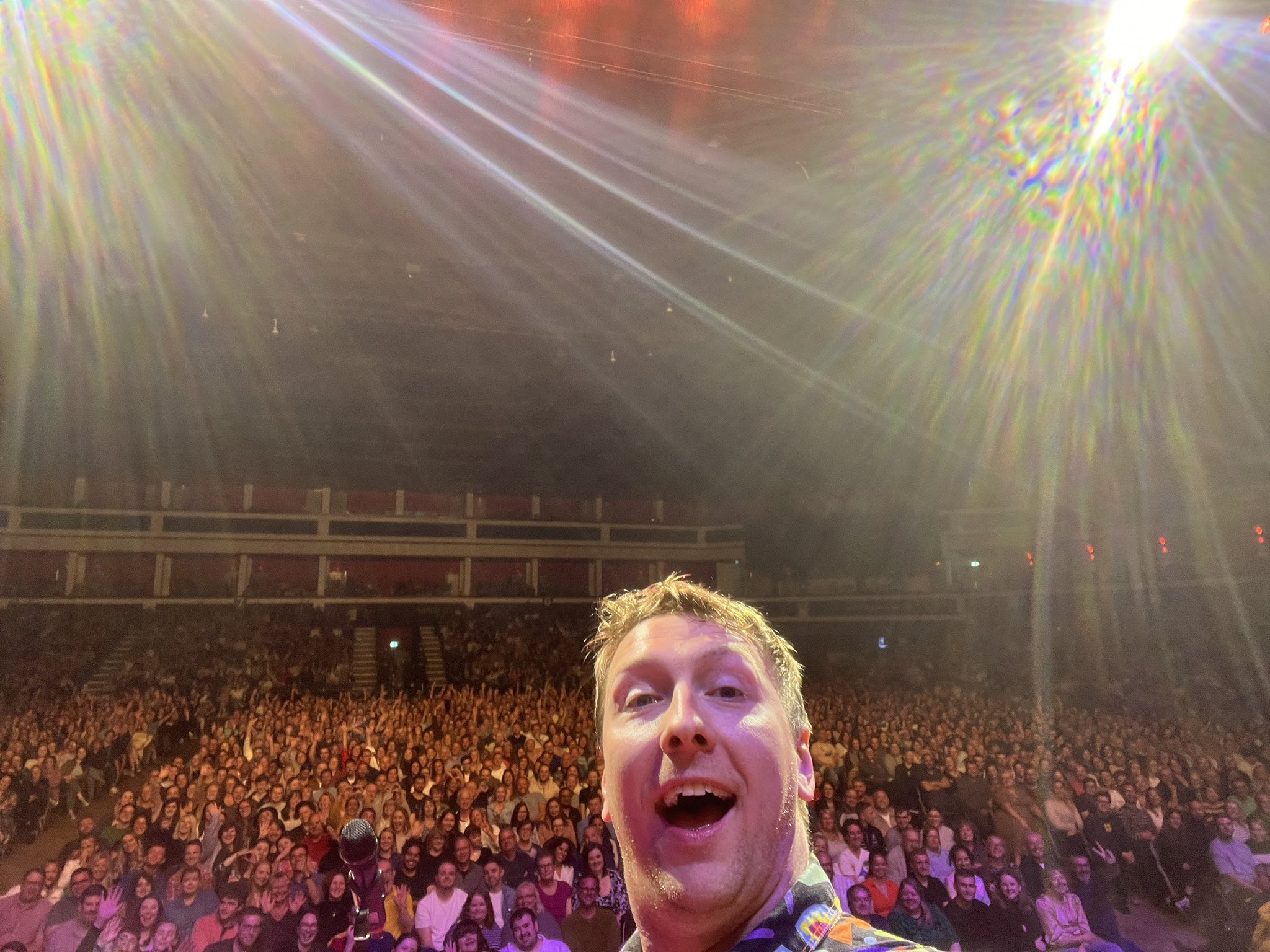 Curated visual reference: Twitter Is Overwhelming My Life Reference: Joe Lycett On Twitter Overwhelmed In Cardiff Last Night At