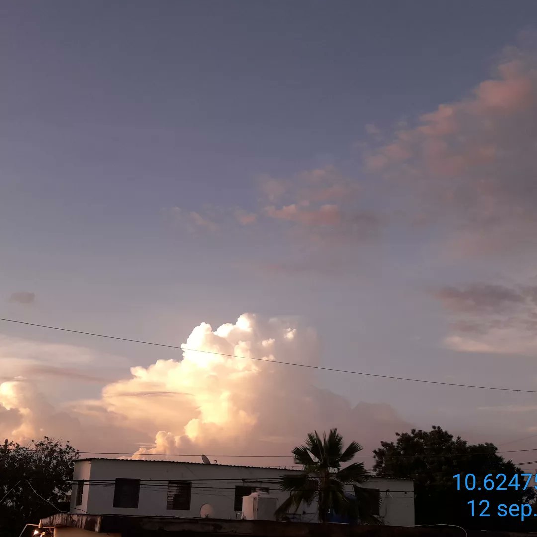 MeteoZulia's tweet photo. Y así despues de una noche humeda y calurosa, llega este bonito Amanecer en #Maracaibo #Lunes #12Sep2022
#Felizdia #FelizSemana
#Sol
#Sun #Sunrise #SunriseLovers #Clouds #CloudsLovers #Storm #StormHours #StormLovers #Picoftheday #ThePhotoHour https://t.co/Ho82V334LB