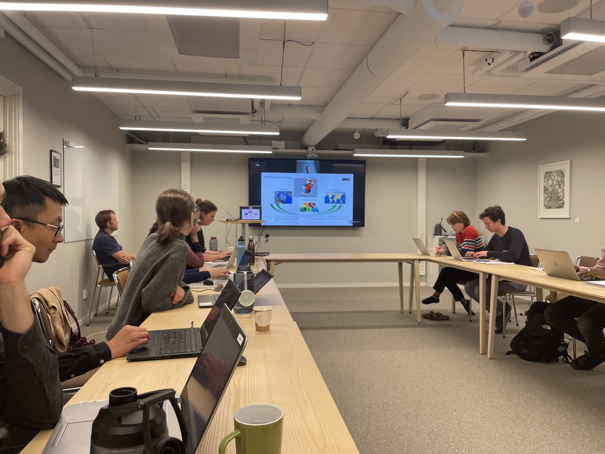 Hydro_research's tweet photo. Last week we organized the annual HYPE course here in Norrköping! In the photos are some of the participants. Thank you to all of you that participated on-site and online! #SMHI #HYPEmodel https://t.co/KLPriATAC3