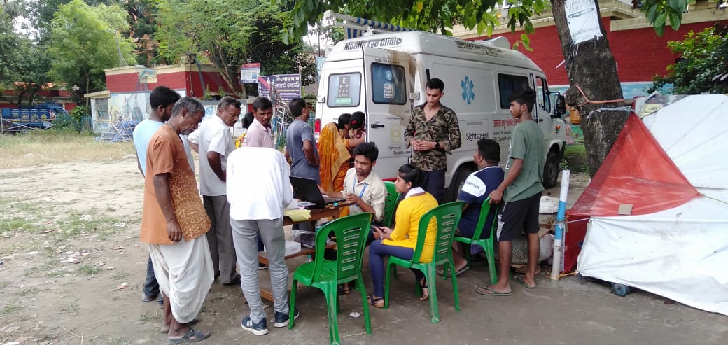 susruteyehosp's tweet photo. Screening Camp inside ๐ ๐ผ๐ฏ๐ถ๐น๐ฒ ๐ฉ๐ถ๐๐ถ๐ผ๐ป ๐ฉ๐ฎ๐ป at Rural South Bengal
๐๐ข๐ฌ๐ข๐ญ: https://t.co/UCXa7sopg0
.
.
.
#SusrutEyeFoundation #Susrut #eyescreeningcamp
#healthyeyes #EyeCareService #EyeHospital https://t.co/5Mf6TE9emW