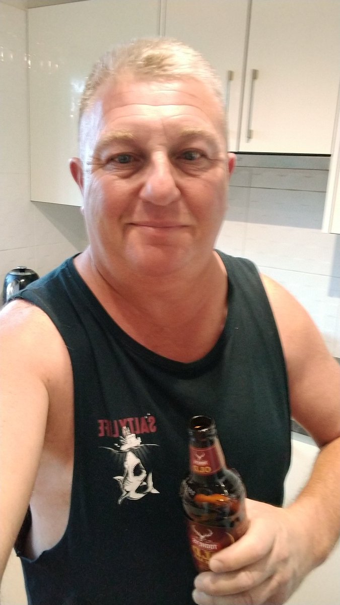 TonyDW48's tweet photo. It's been a busy day.Time for a beer. https://t.co/Z1MxJX16MY
