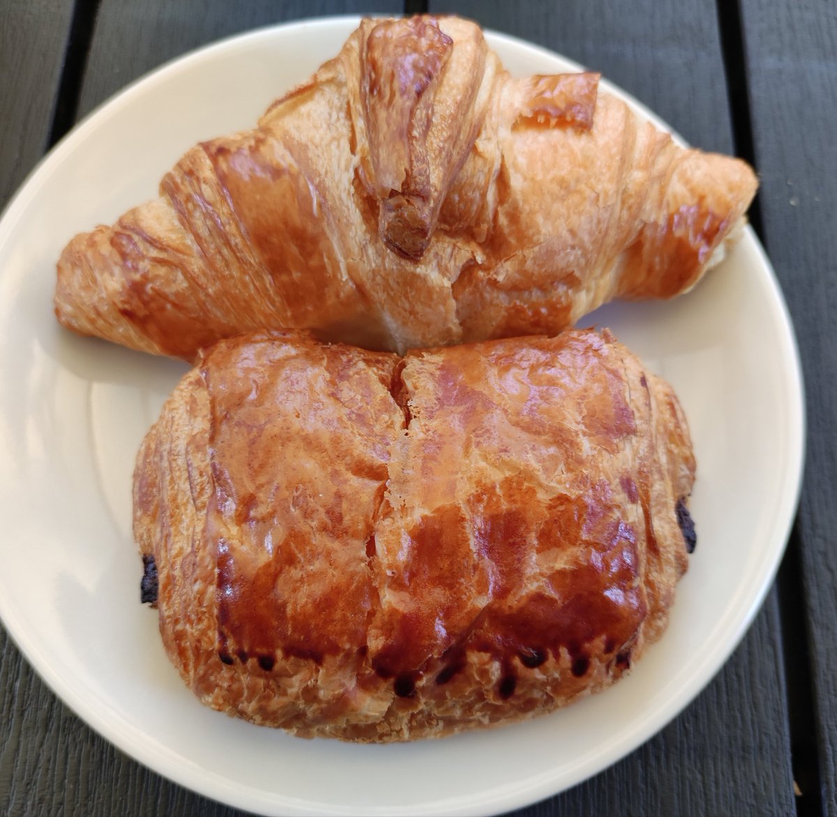 #Inkesta
Eta zeu, zer zaz?
Team croissant 🔄
Team chocolatine ♥️