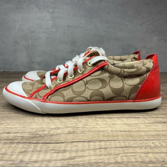 Stm89433102's tweet photo. So good I had to share! Check out all the items I'm loving on @Poshmarkapp #poshmark #fashion #style #shopmycloset #coach #danabuchman #athleta: https://t.co/tMoOtPBRQL https://t.co/maGkKY8ou0
