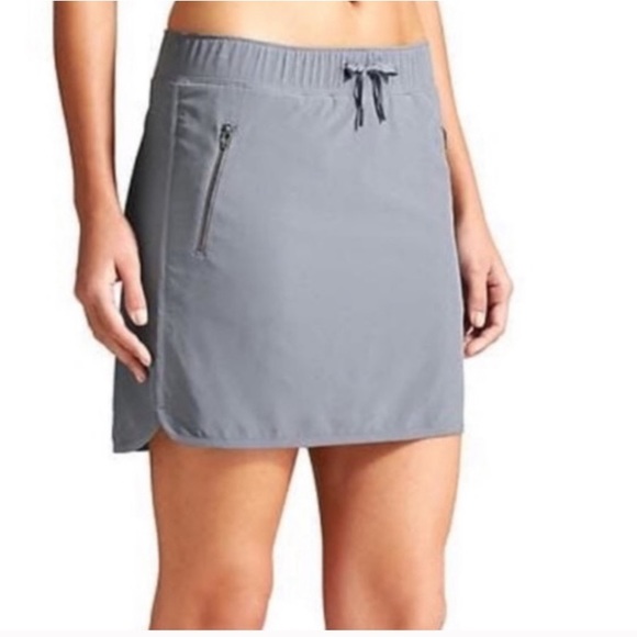 Stm89433102's tweet photo. So good I had to share! Check out all the items I'm loving on @Poshmarkapp #poshmark #fashion #style #shopmycloset #coach #danabuchman #athleta: https://t.co/tMoOtPBRQL https://t.co/maGkKY8ou0