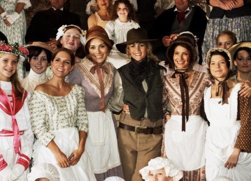 MichalaBanasFC's tweet photo. #mcleodsdaughters #mcleodsmemories #mcleodsmonday #memorymonday #michalabanas #zoenaylor #rachaelcarpani #simmonejademackinnon #basiaahern https://t.co/NGighnVAJ2