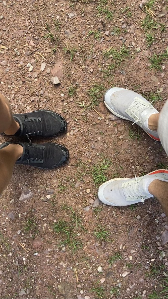 STEPN_TRIP's tweet photo. Gm 🫶 A tous les STEPNers, je recommande les chaussures Tropicfeel ! (Pas une sponso) Légère, pratique sous l’eau, eco conçu. Une pépite👌 #stepn https://t.co/ES3N45RQ9D