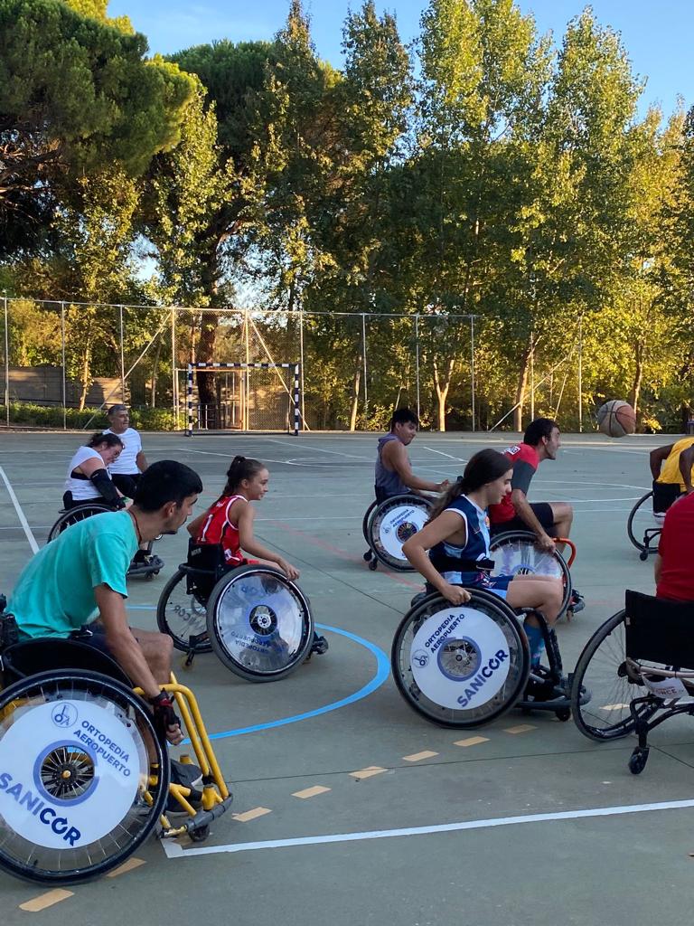 clubadeba's tweet photo. El pasado viernes 9 de septiembre, las chicas del Club Adeba jugaron en el campus inclusivo de acpacys.
¡Fue un placer participar! 😄
#Adeba #ClubAdeba #Campusinclusivo https://t.co/y3rhgtnwkg