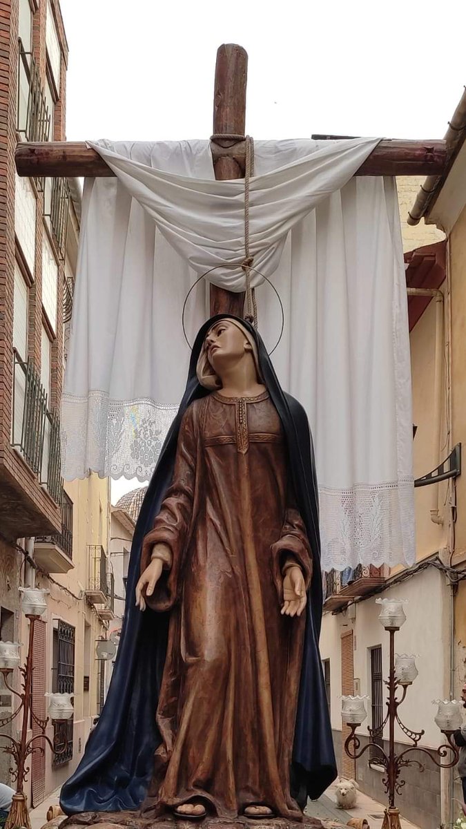 𝐌𝐀𝐑𝐈𝐀

"Y el nombre de la virgen era María" (Lc 1, 27)

¡Bendito sea el nombre de María Virgen y Madre!

Feliz día a quienes lleváis este precioso nombre.