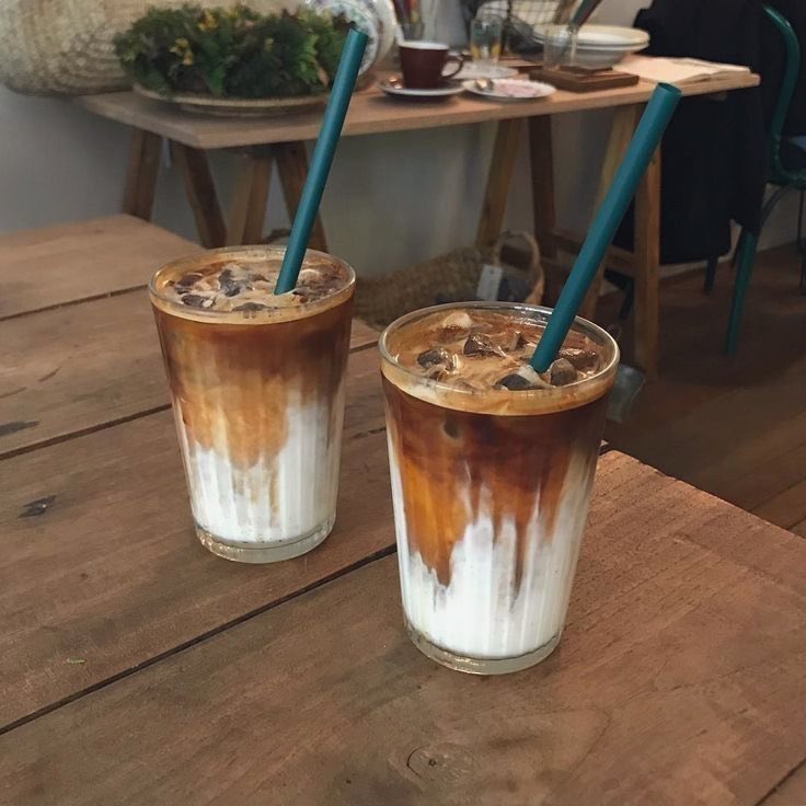 malusokay's tweet photo. Starting the day with coffee ☕️ https://t.co/ecLRrdF16G