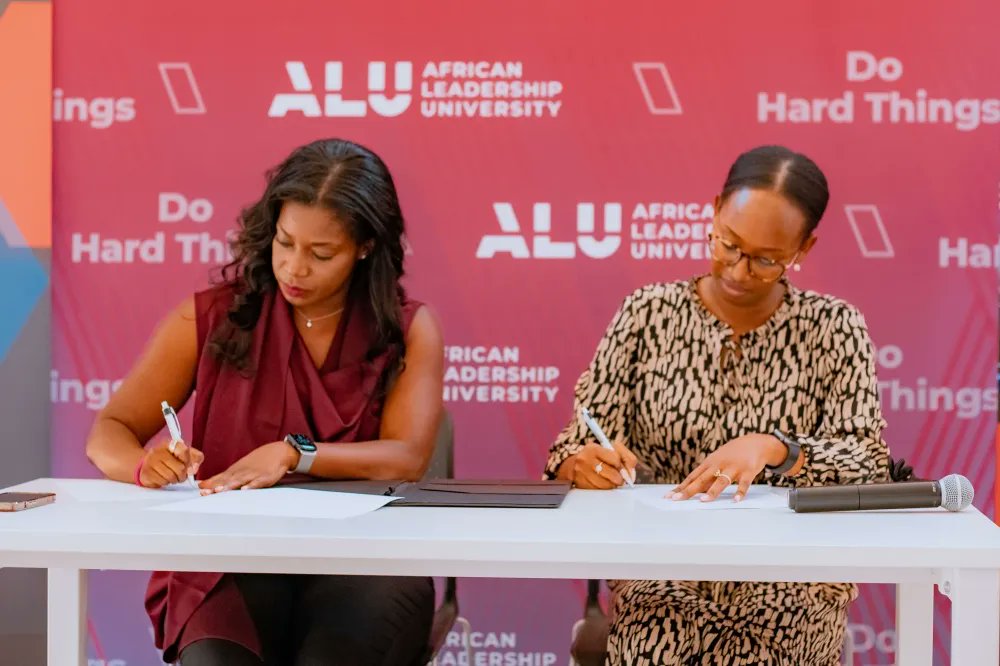 NewTimesRwanda's tweet photo. Black Pearl Global Investments, a US-based asset management and venture capital firm, concluded a two-day conference about African Healthcare and explored possible partnerships and investments in #Rwanda. 

Read: https://t.co/FaLitOh7Mr https://t.co/ChEtZ7zYoL