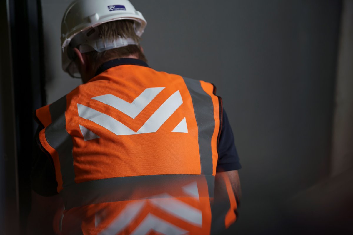 MMEngUK's tweet photo. High vis on✅
Start of a new week ✅
Motivation levels, 100% ✅

Monday, let's do this! #MME #BlastDefence #FloodDefence https://t.co/S1dEXBVhQt