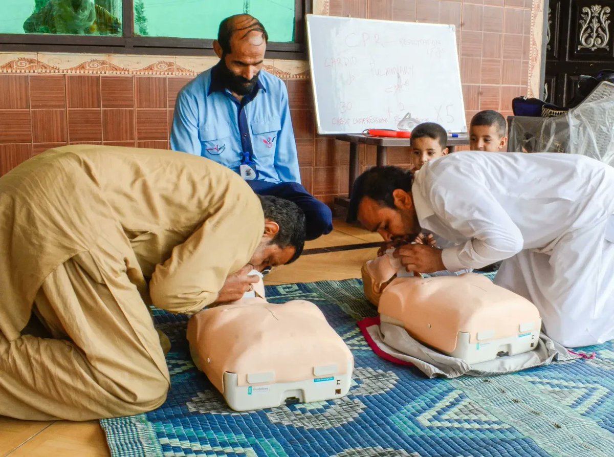 Saving9Pakistan's tweet photo. The Maseeha team regularly provides first aid training to communities in need of the essential life saving skills.

The team is currently working with the community in rural Islamabad in order to expand the Maseeha emergency response system and help save lives daily. https://t.co/y3Jiy8Pl5J