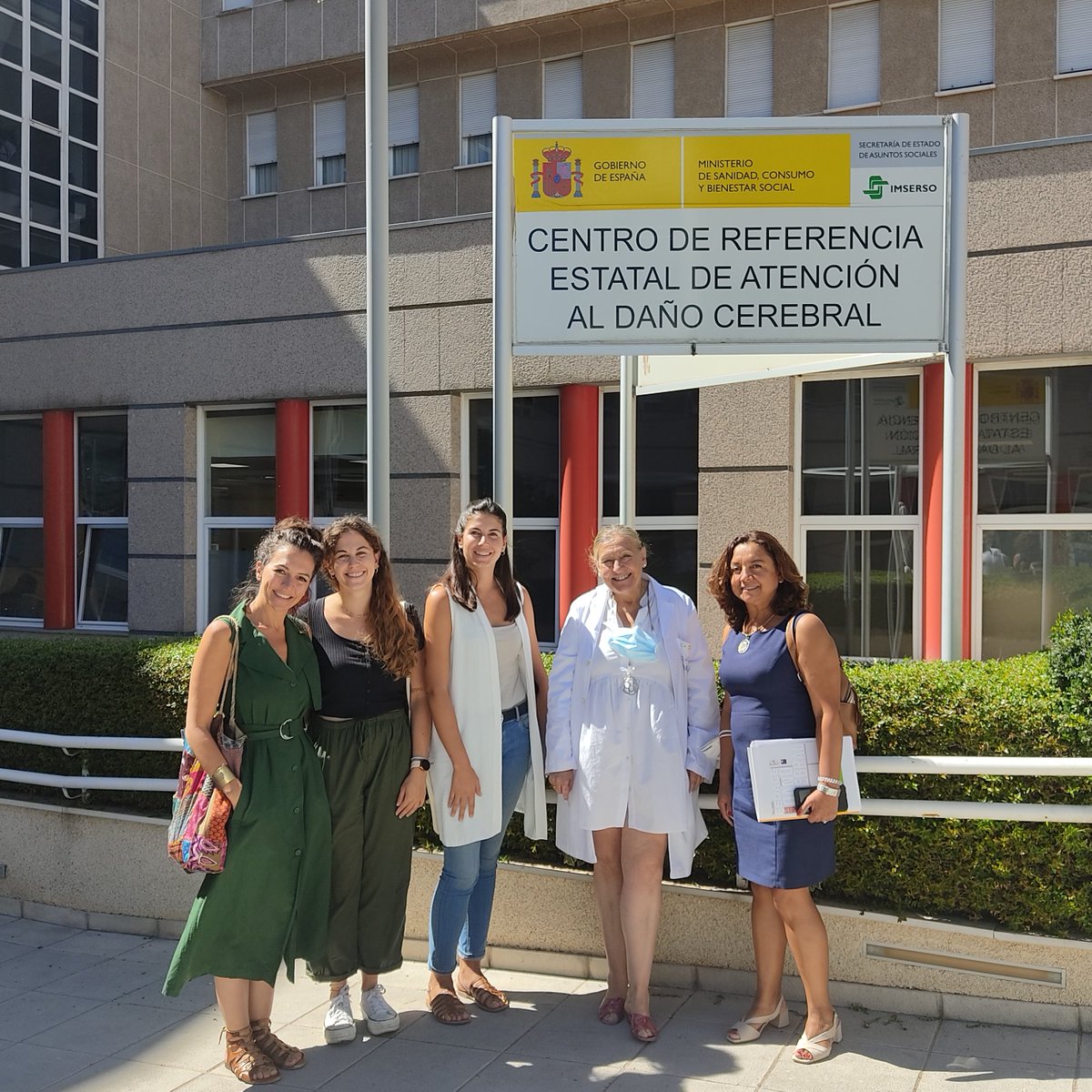 CreCeadac's tweet photo. 🟢La semana pasada el #Ceadac recibió la visita de personal de #FEDACE ( @fedaceorg ) y de la empresa @adom_autonomia , con quienes se está llevando a cabo una colaboración en un proyecto que se anunciará próximamente. 

#DCA #dañocerebral https://t.co/yLZ9Npel08