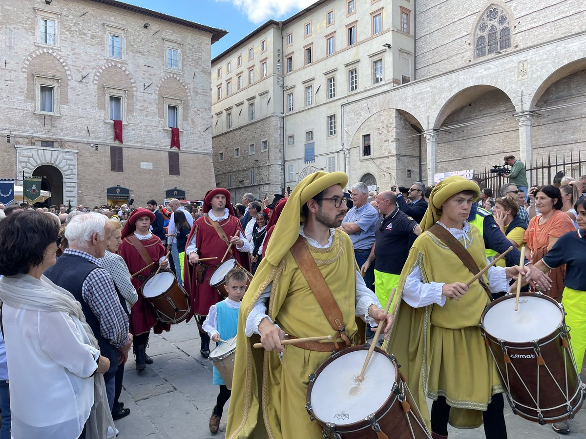 FabioBolzetta's tweet photo. “Si senta il benvenuto. I perugini la vorranno e la sentiranno vicino”. Auguri a Ivan #Maffeis nuovo Arcivescovo di #Perugia - Città della Pieve. 
L’Arcidiocesi è Socio fondatore di @Webcattolici #WECA. https://t.co/CoSk18PceR