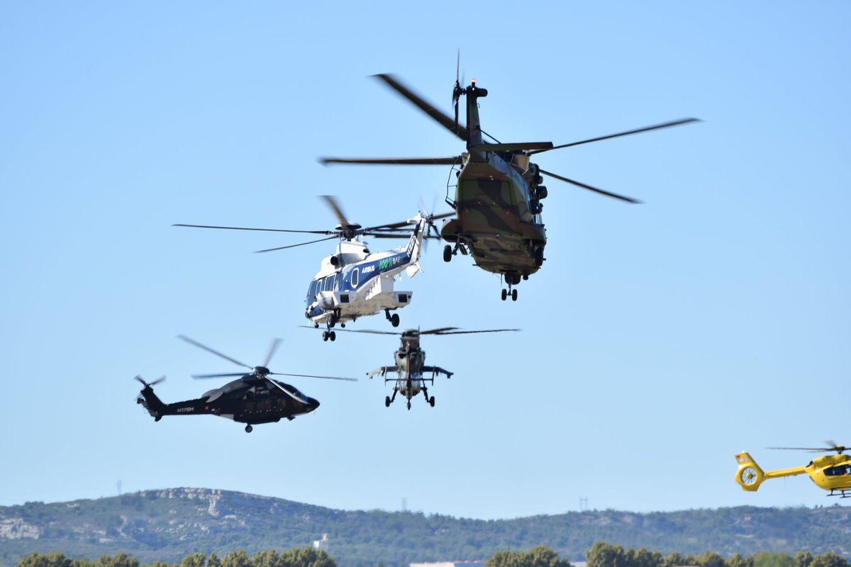 emhuberdeau's tweet photo. Quelle journée exceptionnelle hier à Marignane pour les #airbuspionnerday ! Toute la gamme @AirbusHeli en vol, une vraie fierté pour tous les employés et leurs proches ! #makingmissionpossible https://t.co/98Powkl8Ze