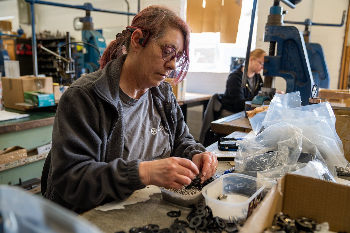 allen_sailing's tweet photo. Performance sailing hardware - Made in the UK - Used around the world.
🇬🇧 ➡️ 🌏
Find out more about our story - https://t.co/eytgesY8Zl
#MadeInTheUK #UKmanufacturing #equippedwithallen https://t.co/is6syfuM7t