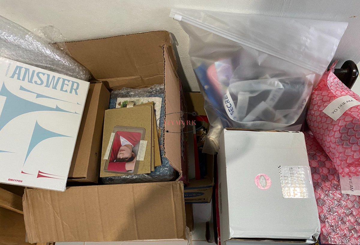 j4ymvrk's tweet photo. #jm4arrival
dream vibe md 1st line up / shopee ina check out item / collectbook / enhypen tshirt and hoodie by gogoma / by.onni item / dream lover club 2 https://t.co/eZCMuCDxhN